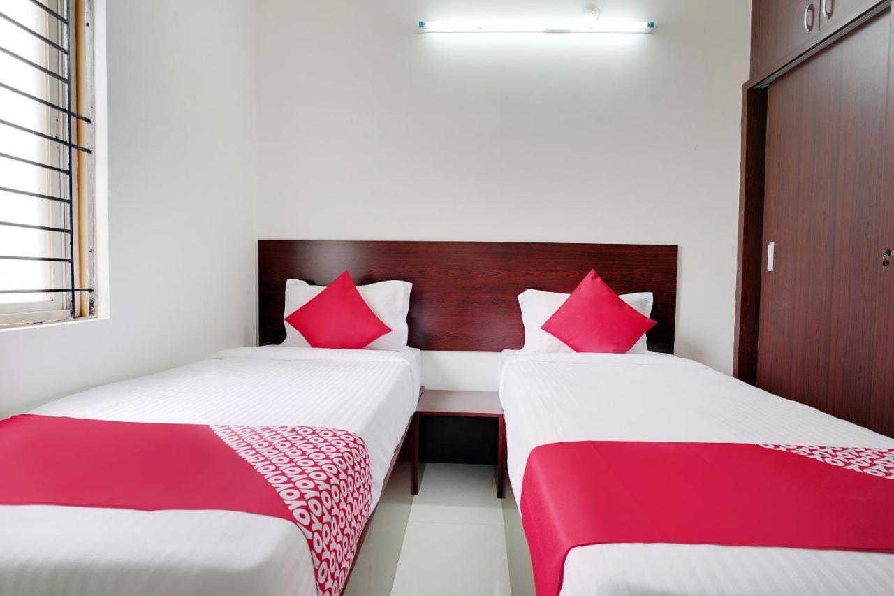 Oyo 41102 Hyderabad Elite Hotel Haidar Sahibguda Buitenkant foto