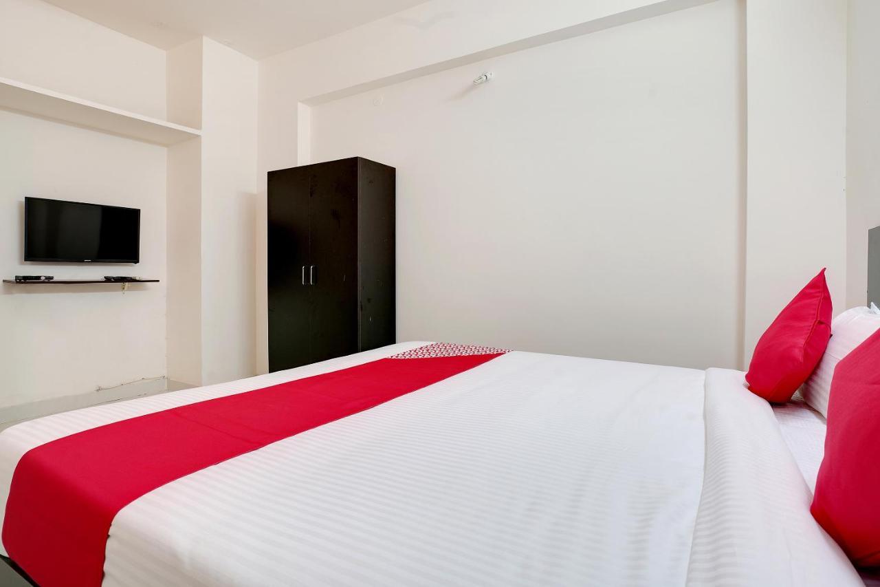 Oyo 41102 Hyderabad Elite Hotel Haidar Sahibguda Buitenkant foto