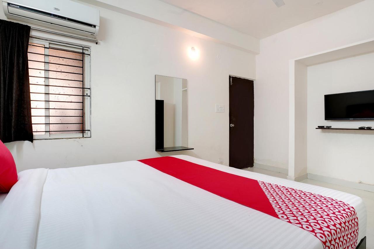 Oyo 41102 Hyderabad Elite Hotel Haidar Sahibguda Buitenkant foto