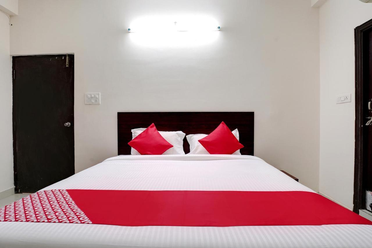 Oyo 41102 Hyderabad Elite Hotel Haidar Sahibguda Buitenkant foto