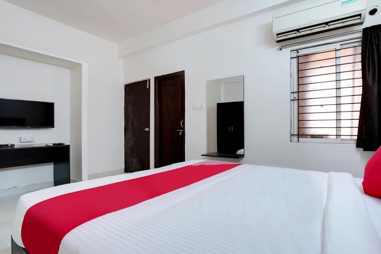 Oyo 41102 Hyderabad Elite Hotel Haidar Sahibguda Buitenkant foto